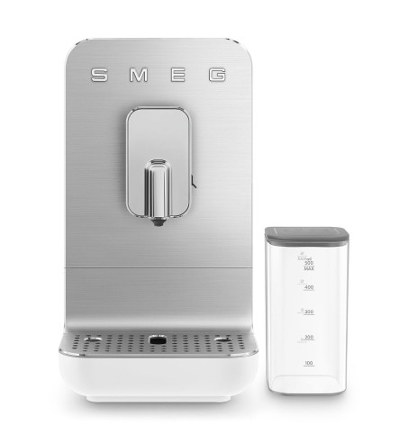Cafetera superautomática con sistema de leche integrado